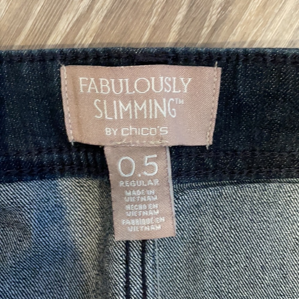 NWT Chico’s Jeans - Picture 3 of 8